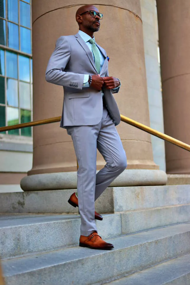 Men's Basic 2 Button Slim Fit Wedding Suit in Light Grey - Image 4