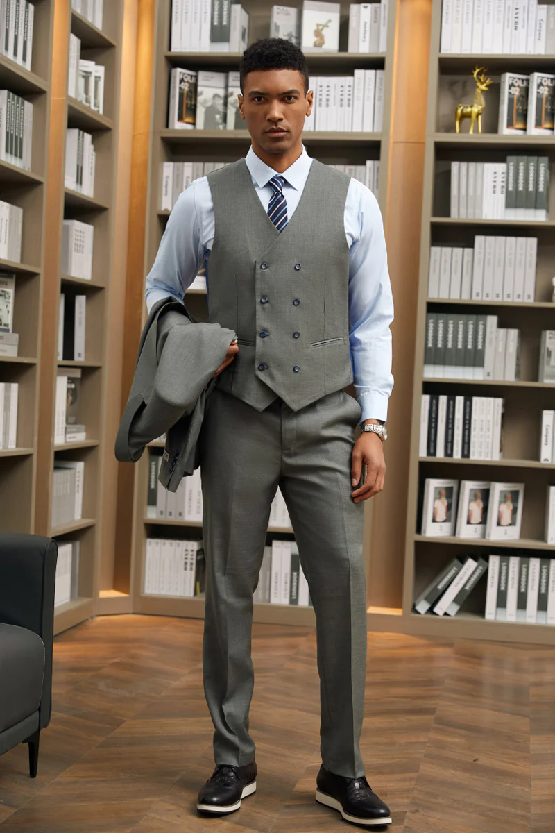 Men's Stacy Adams Vested One Button Peak Lapel Designer Suit in Dark Green - Image 3