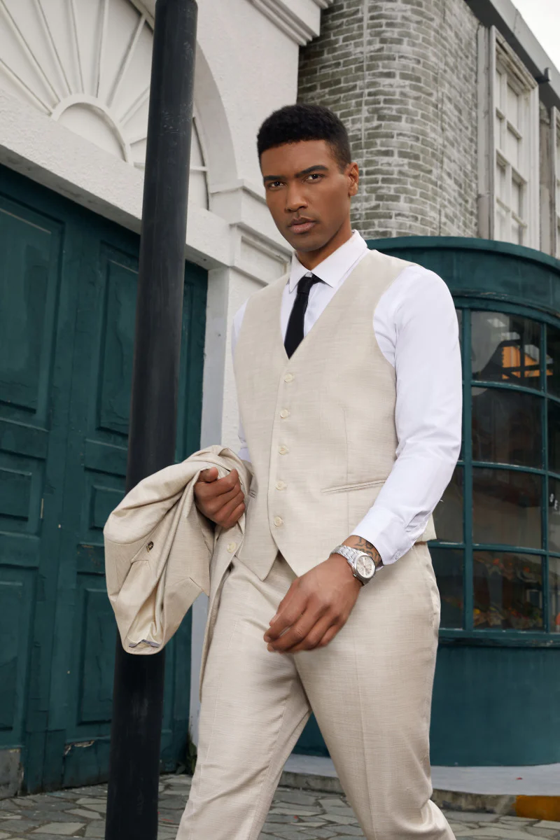 Men's Stacy Adam's Vested Summer Peak Lapel Suit in Light Tan - Image 3